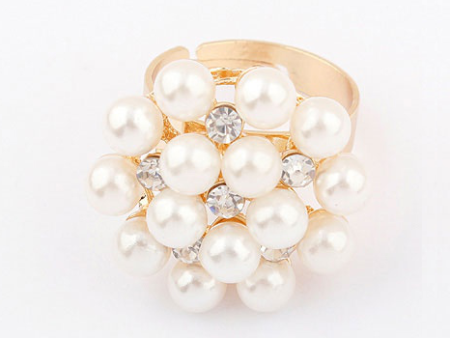 Gorgeous Rhinestoned Faux Pearl Flower Shape Women s Ring Discount