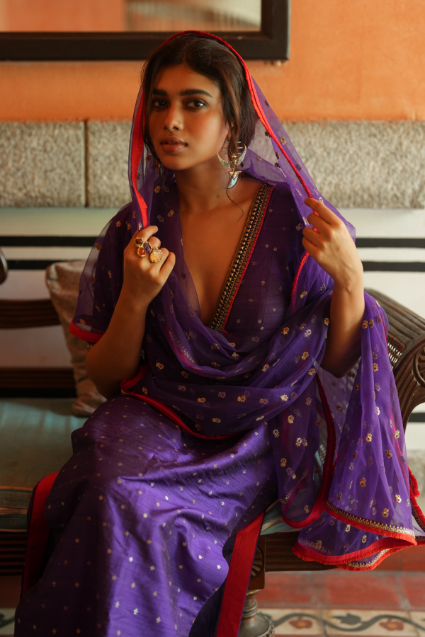 DUSHARA VIJAYAN IN  ISHAKPASHA (PURPLE) on Sale