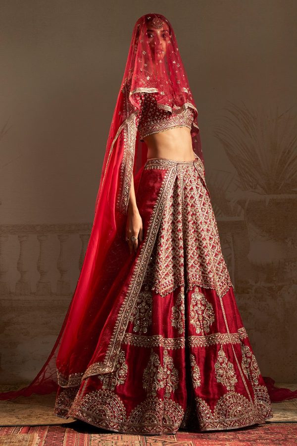 RANI LEHENGA SET Fashion